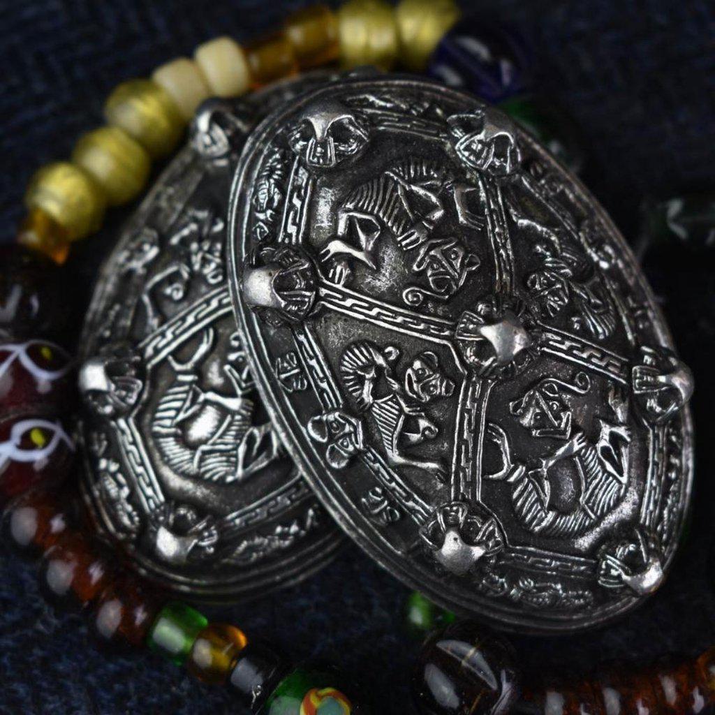 Asgard Pair of Tortoise Brooches-Asgard-Dark Fashion Clothing