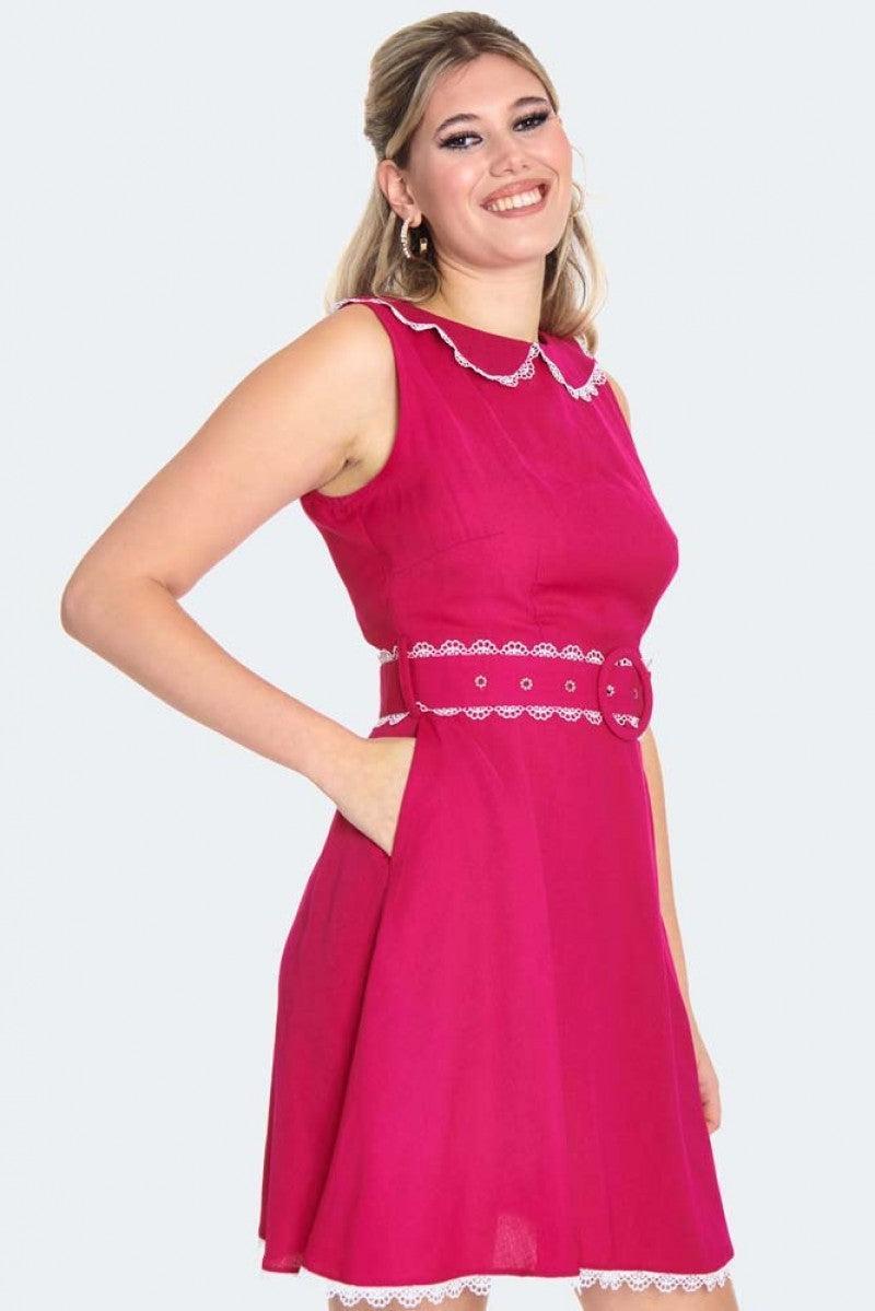 Collared Sleeveless 60s Dress