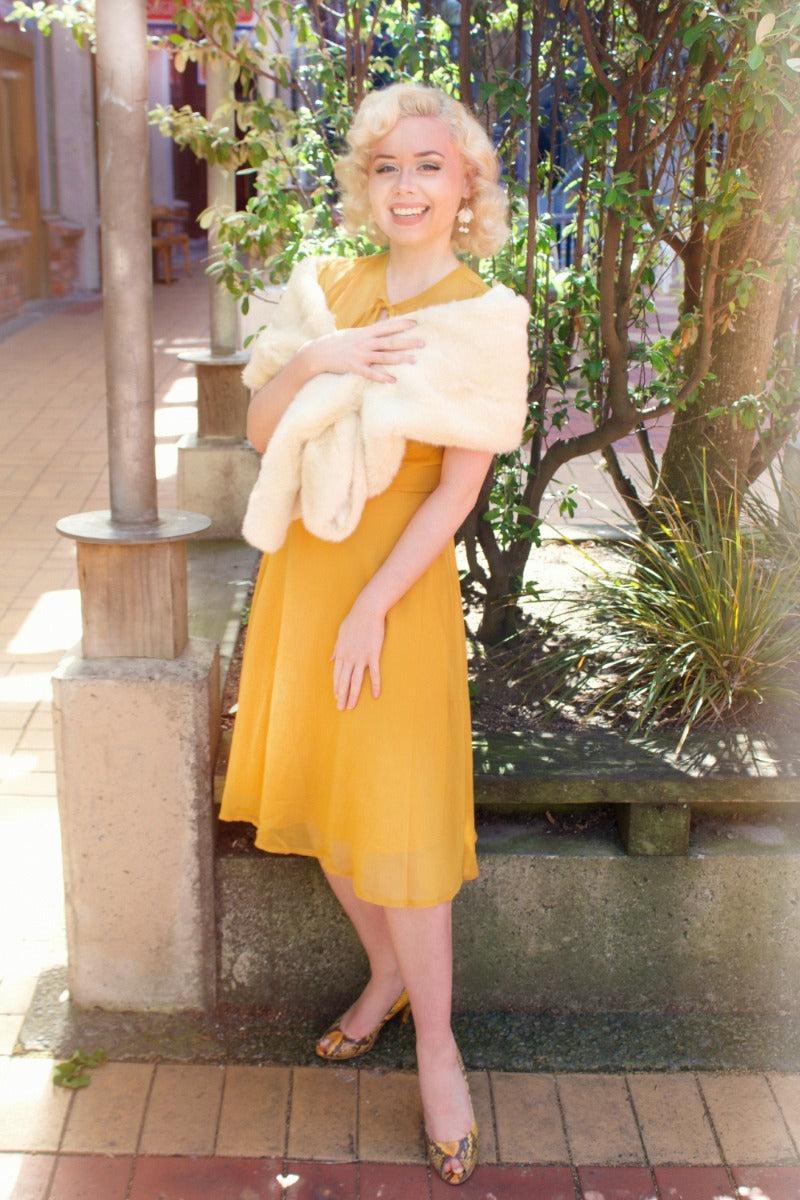 Cream Faux Fur Stole