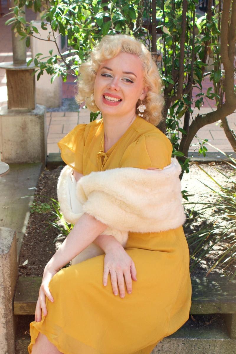 Cream Faux Fur Stole