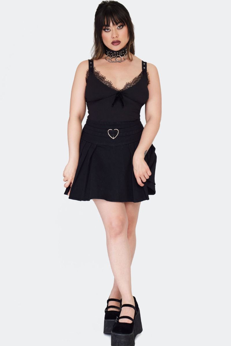 Heart Buckles Pleated Skirt