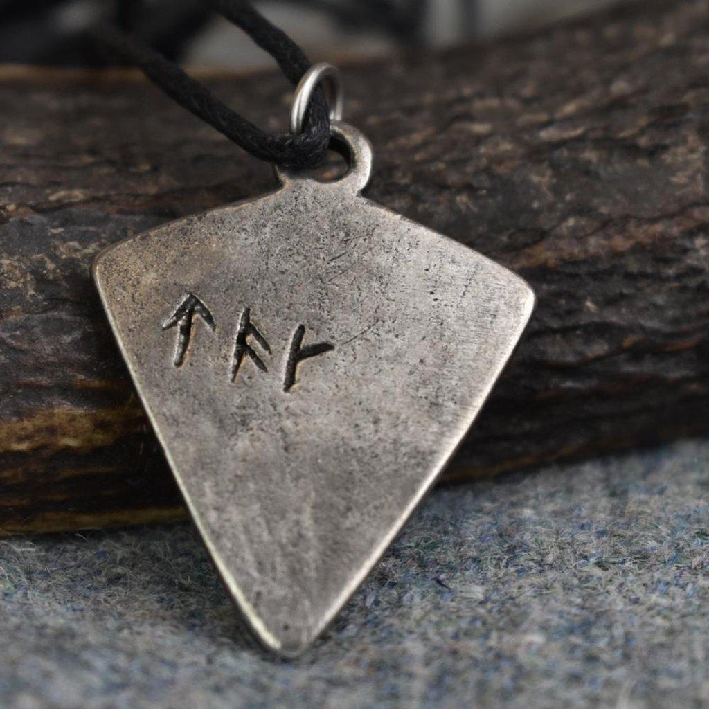 Asgard St Ninian's Knot Pendant – Blue, Green or Red Stone-Asgard-Dark Fashion Clothing